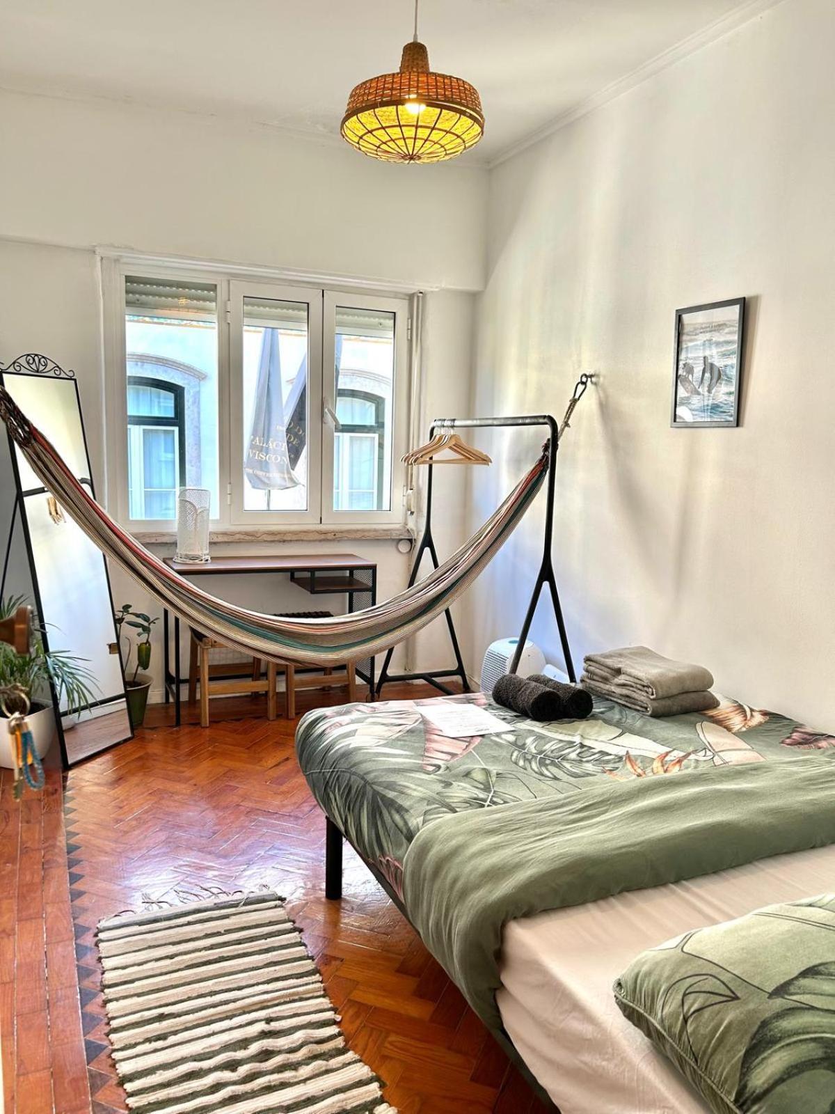 Maria Shared Apartment In Central Lisboa Ngoại thất bức ảnh